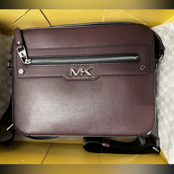 MICHEAL KORS Computer Case Briefcase Bag - Picture 2 of 6